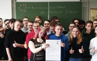 Gruppenfoto der KFZ-Mechatroniker